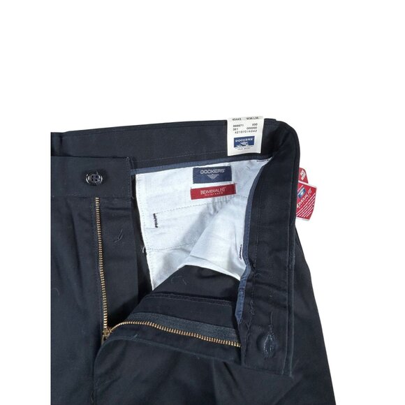 NEW Dockers Mens Black Original Classic Fit Pants 36x36 Durable Cotton Blend - Picture 2 of 7